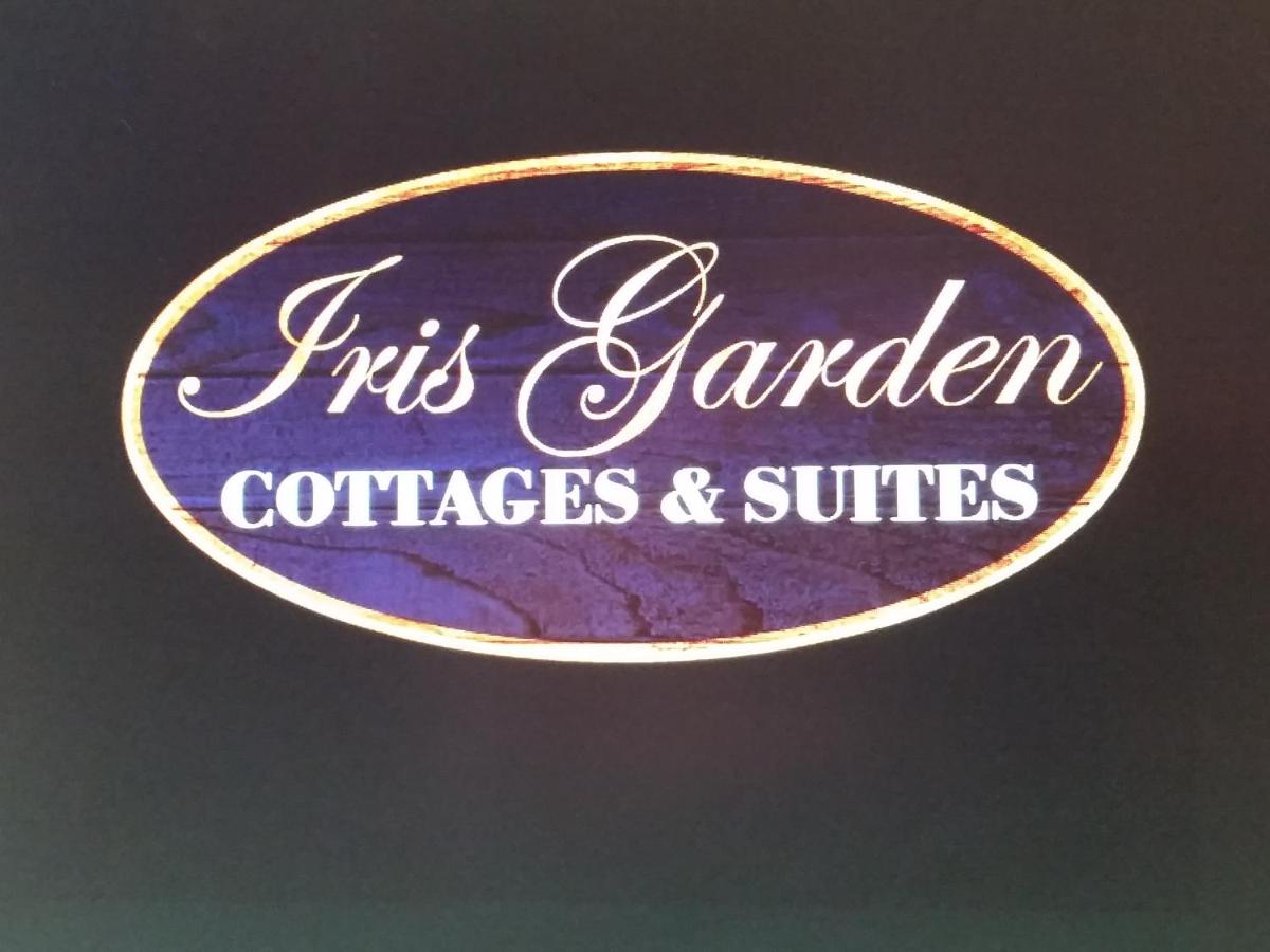 B&B Nashville - The Iris Garden Downtown Cottages and Suites - Bed and Breakfast Nashville
