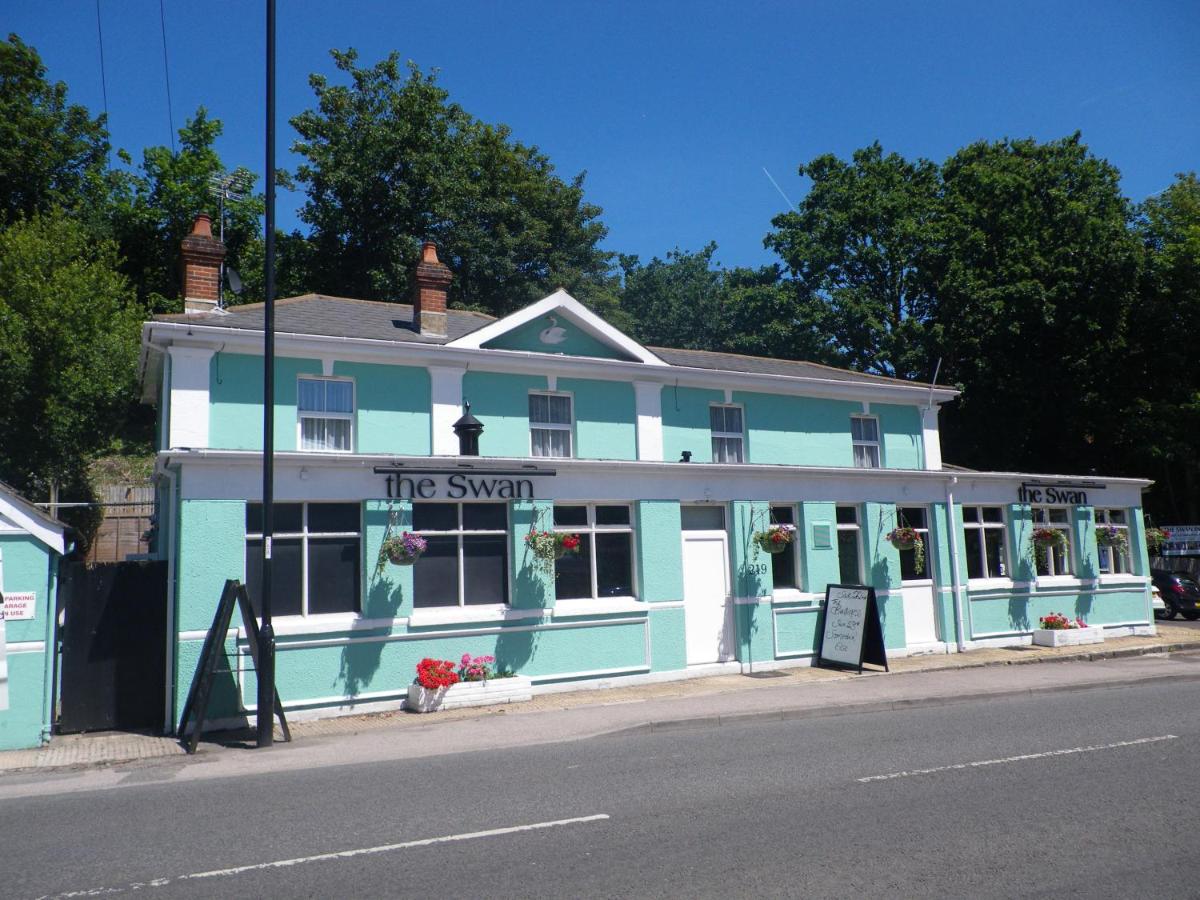 B&B Southampton - The Swan Inn - Bed and Breakfast Southampton