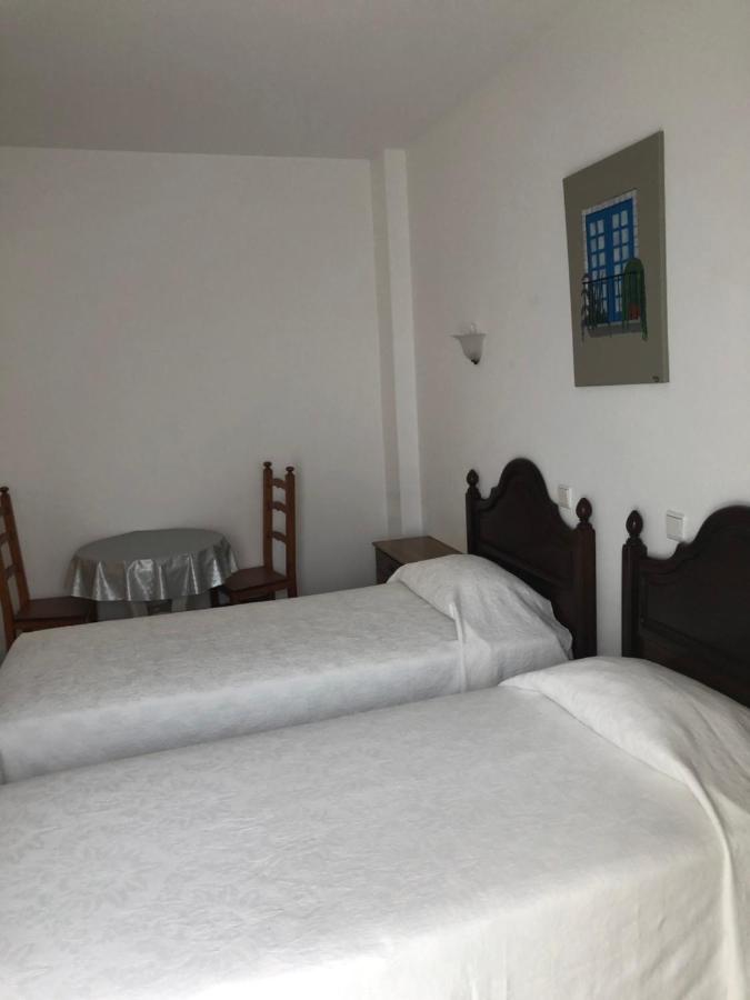 Doppel-/Zweibettzimmer mit eigenem Bad
