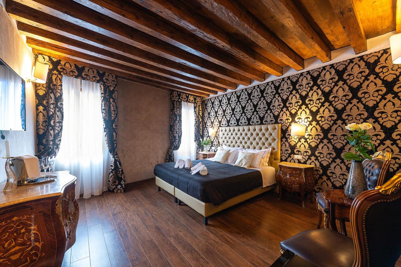 Superior Triple Room with Canal View