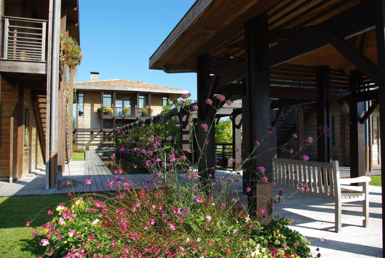 Résidence Les Vignes - Bed and Breakfast Jonzac