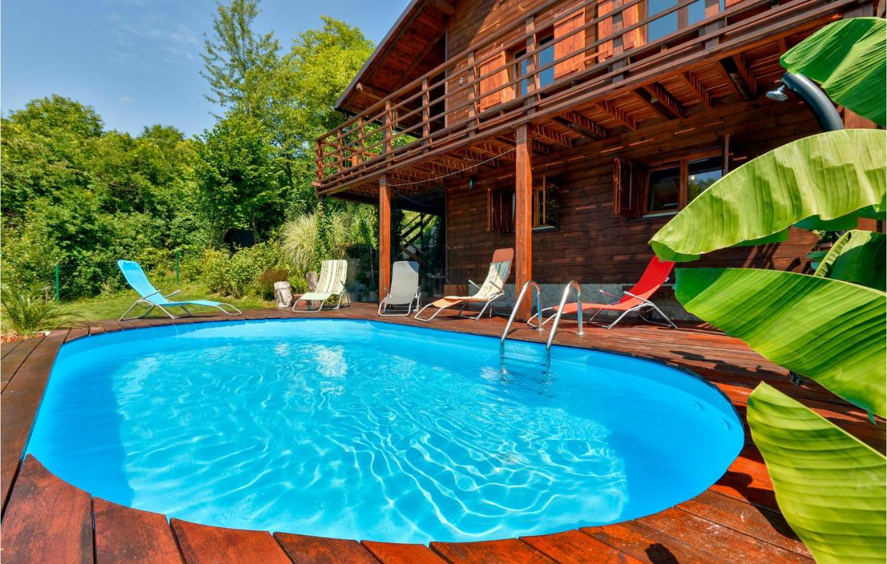 B&B Trstenik Pušćanski - Amazing Home In Trstenik Puscanski With 2 Bedrooms, Wifi And Outdoor Swimming Pool - Bed and Breakfast Trstenik Pušćanski