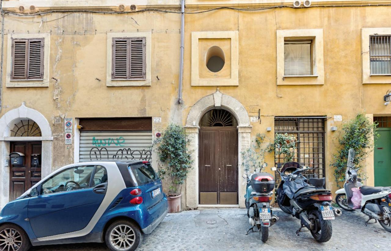 Sleek flat 4 guests 450mt from the Colosseum - B&B