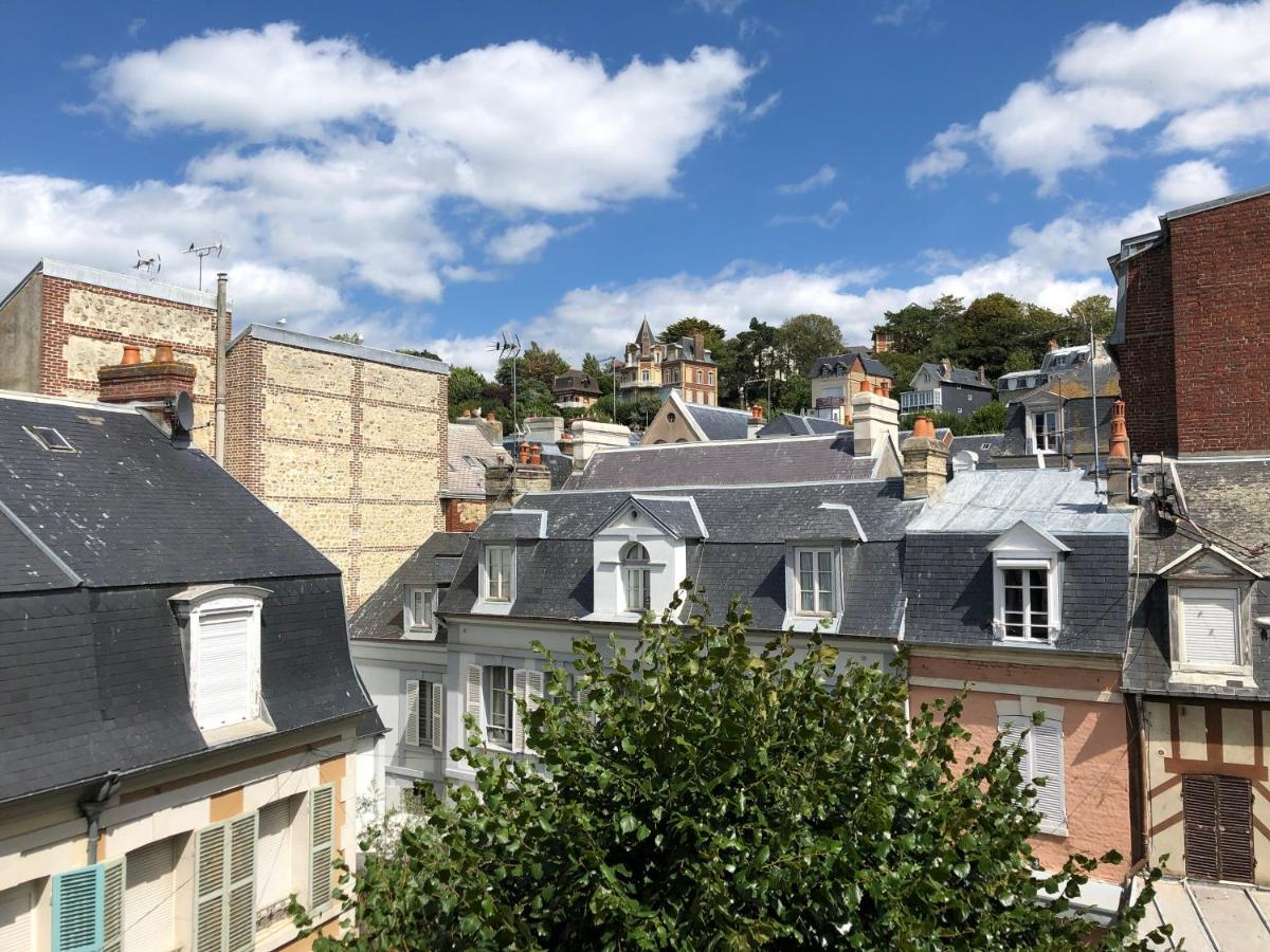 2 pièces- rue piétonne Trouville -Le petit juliana - Ferienwohnung