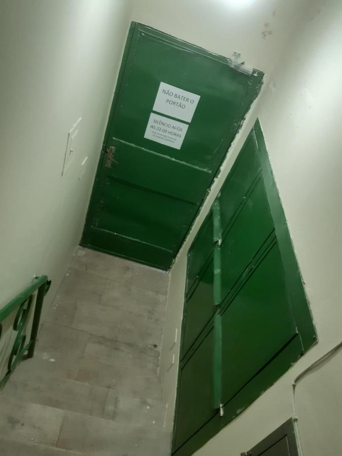 Single Room with Shared Toilet