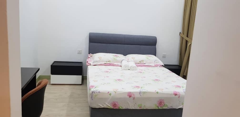 DELUXE HOMESTAY @ ONE RESIDENCE - Bed and Breakfast