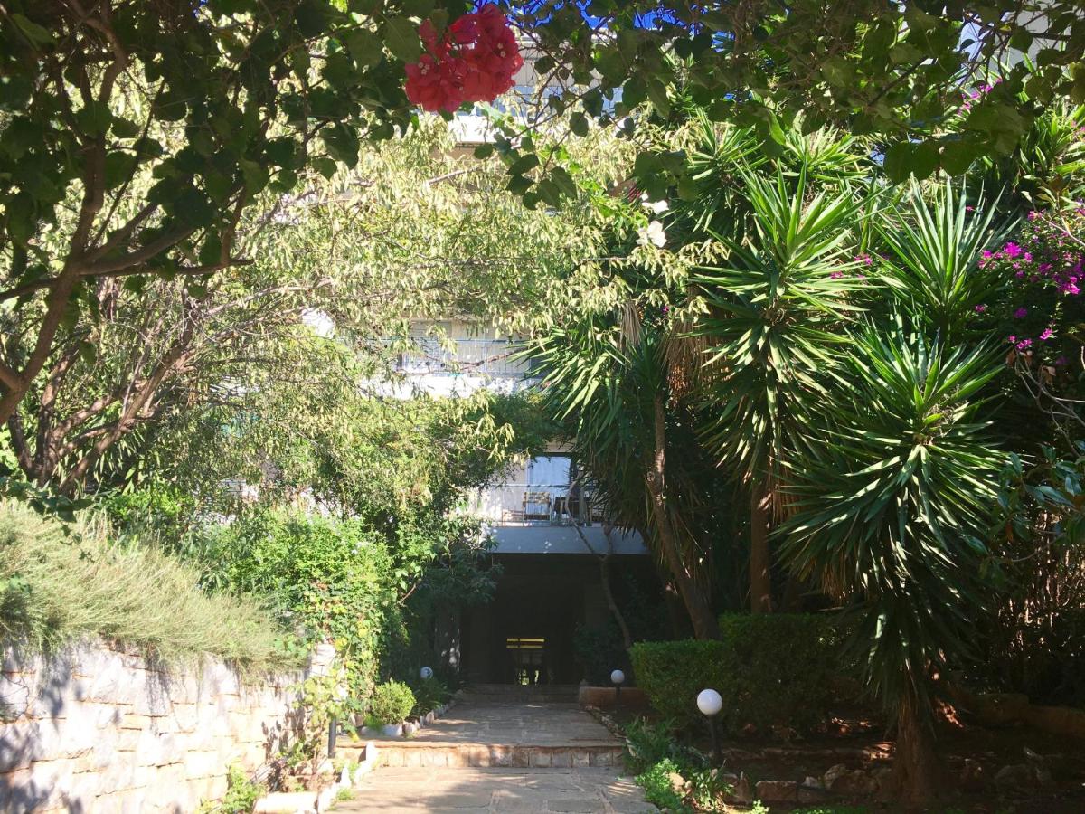 A2 Cute Vouliagmeni Apt in a Unique Spot - B&B Atene