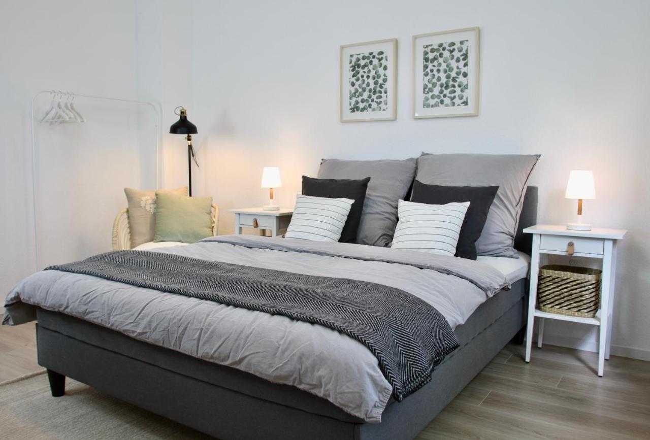 Deluxe One Bedroom Apartment with Balcony