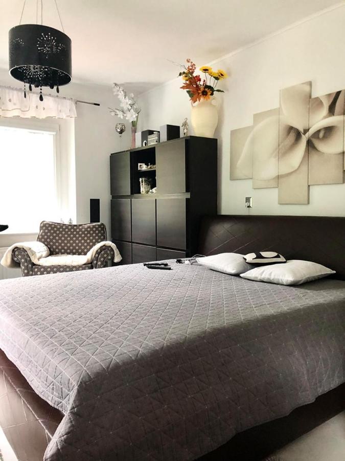 B&B Walim - WYPOSAŻONY apartament przy strumyku w Górach Sowich, Netflix i Smart TV, Odpocznij w naturze! - Bed and Breakfast Walim