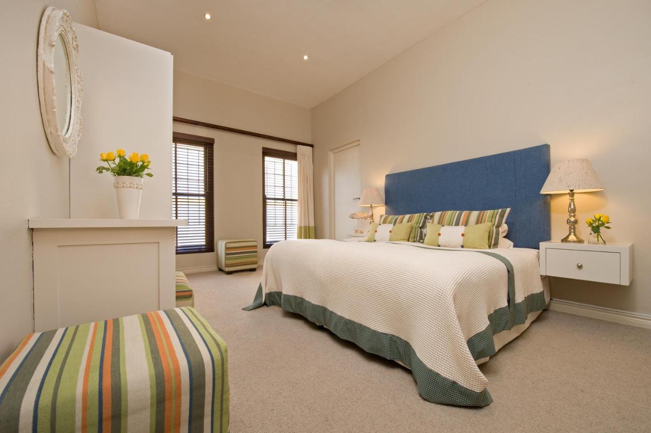 Standard Room with Garden View