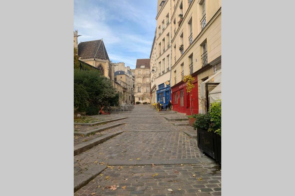 CHARMING LE MARAIS RETRO - Bed and Breakfast Parijs