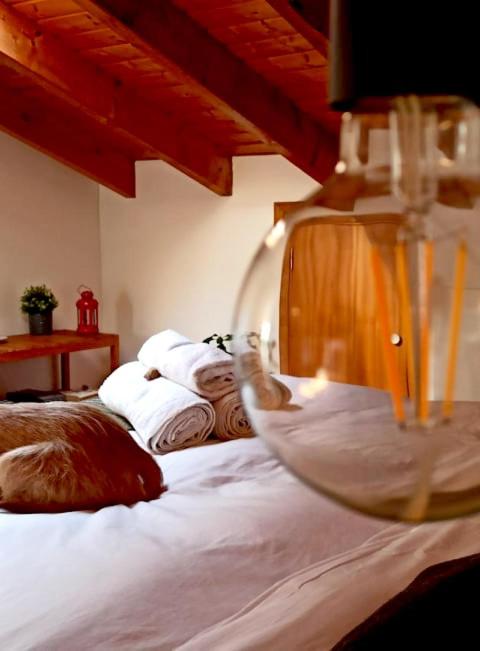 B&B Aljezur - Attic bedroom with private bathroom - Aljezur center - Bed and Breakfast Aljezur