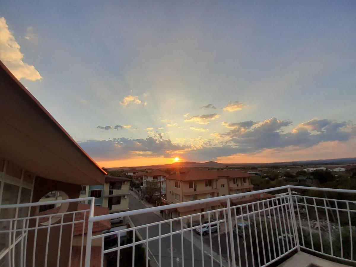 Appartement - Vue sur Piscine 