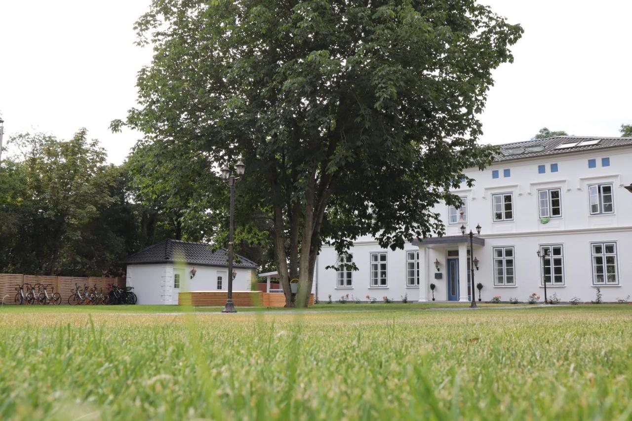 Herrenhaus-Henriettenhof - Ferienwohnung Grömitz