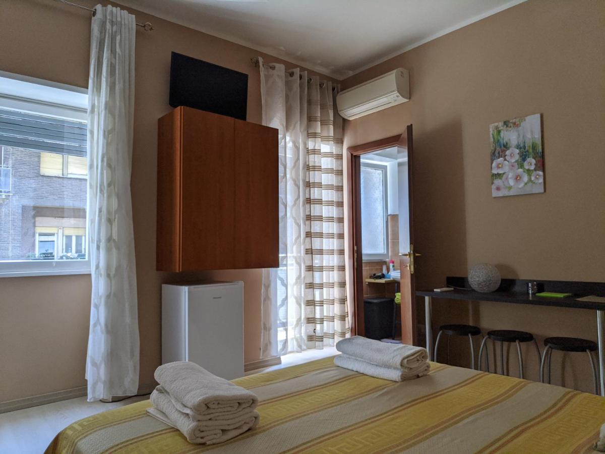 Twin Room with Private Bathroom