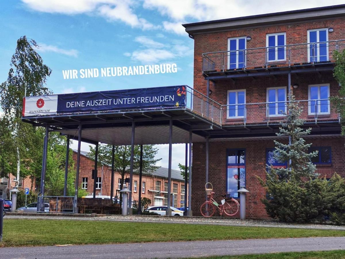 Hafenstunde - Bed and Breakfast
