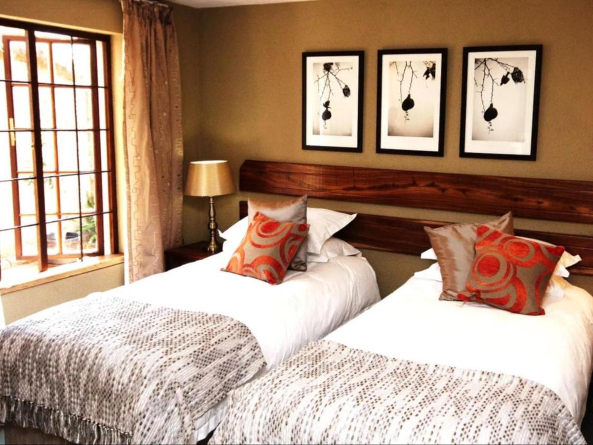 Comfort Twin Room
