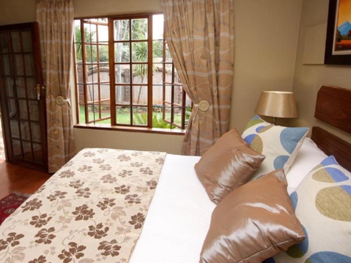Basic Queen Room
