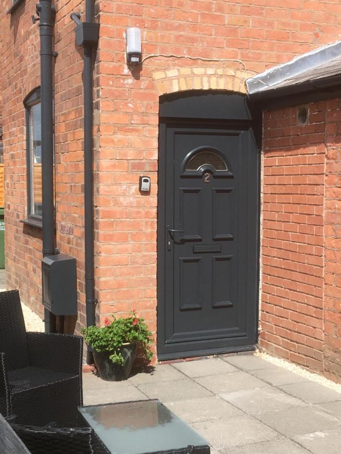 B&B Kidderminster - Cosy and Peaceful Maisonette with Terrace, Kidderminster - Bed and Breakfast Kidderminster