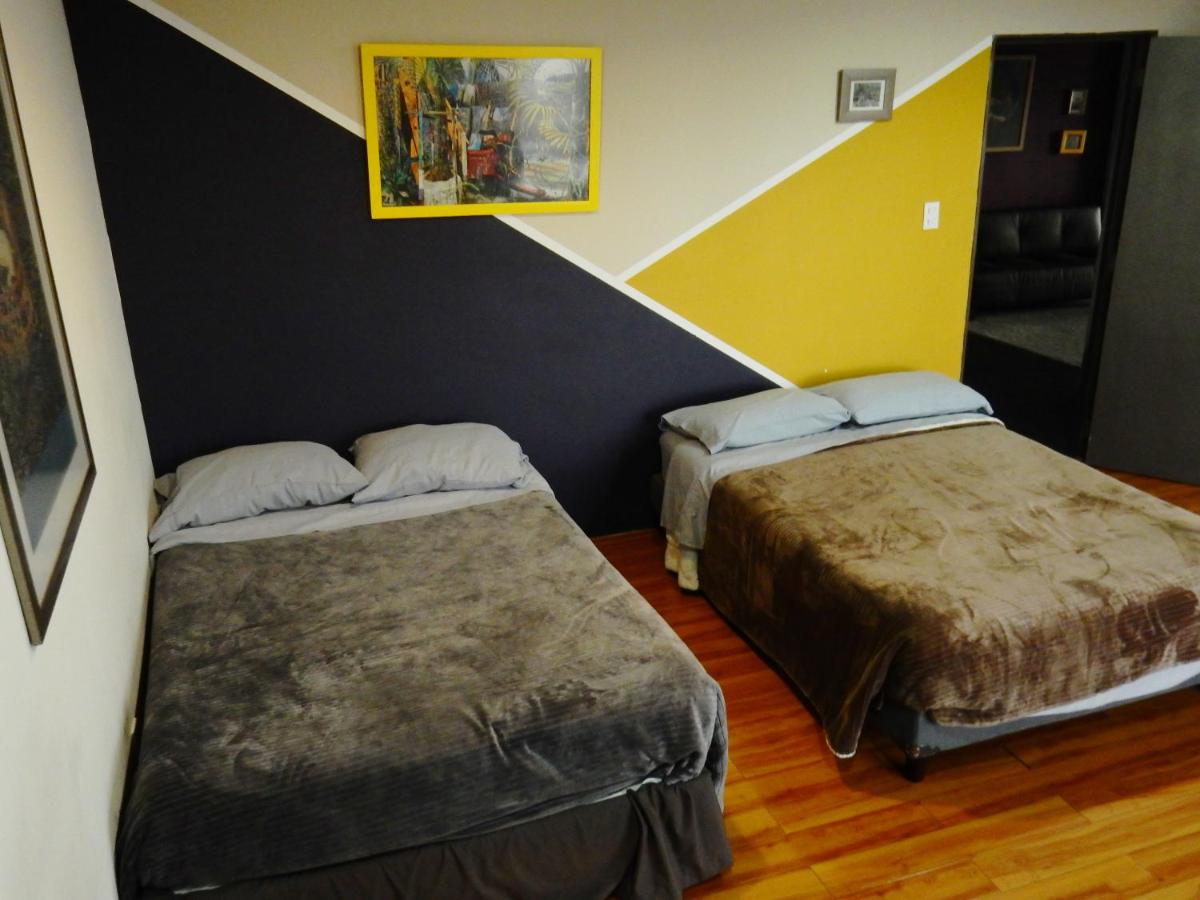 Vierbettzimmer mit eigenem Bad