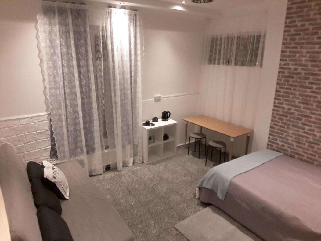 Vierbettzimmer mit privatem externen Bad