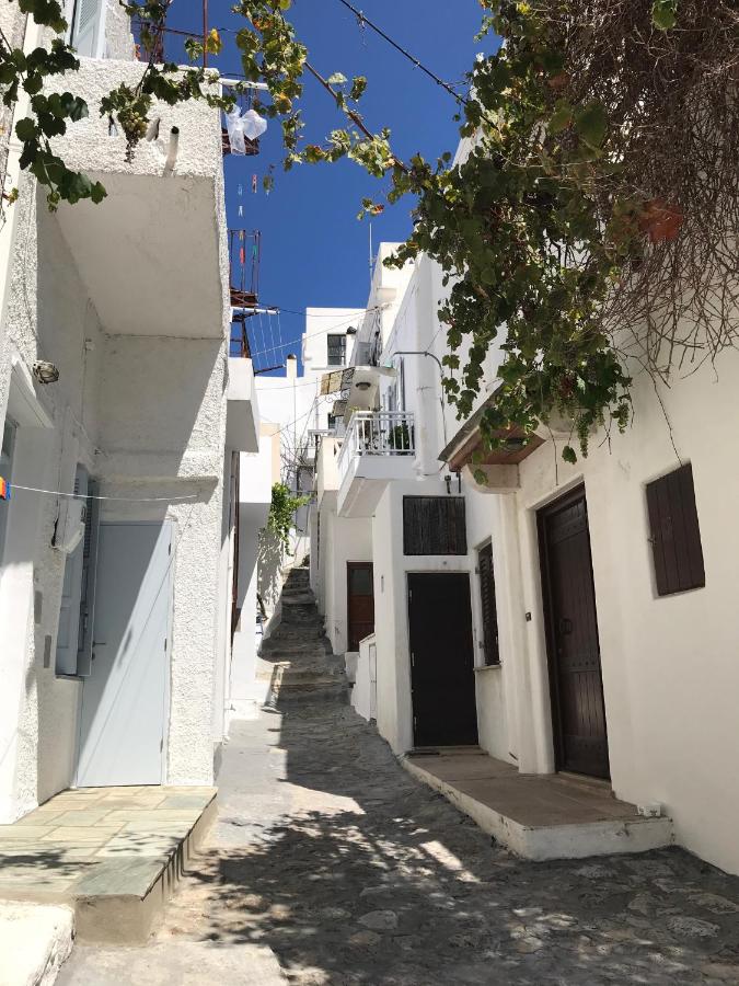 Unique Anoi House - In the Heart of Skyros Village - B&B