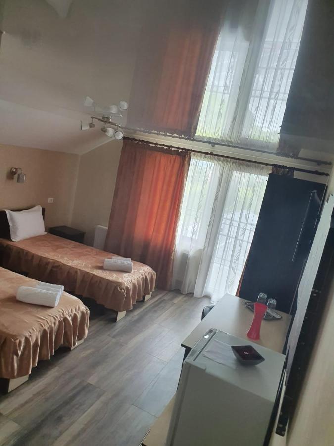 Tweepersoonskamer met 1 of 2 Bedden en Balkon