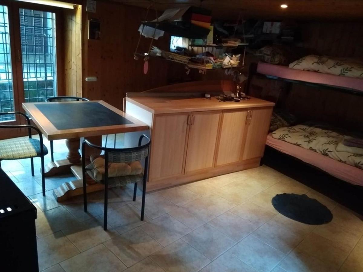 Bunk Bed in Mixed Dormitory Room