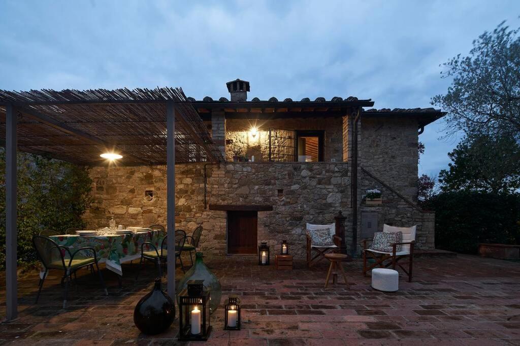 Premiere Apartments - Residenza Le Rose nel Chianti - B&B