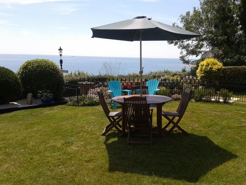 The Cliff Hall - B&B Shanklin