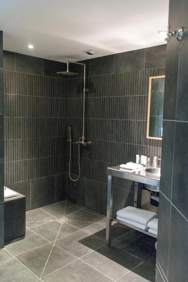 Standard Double Room with Shower