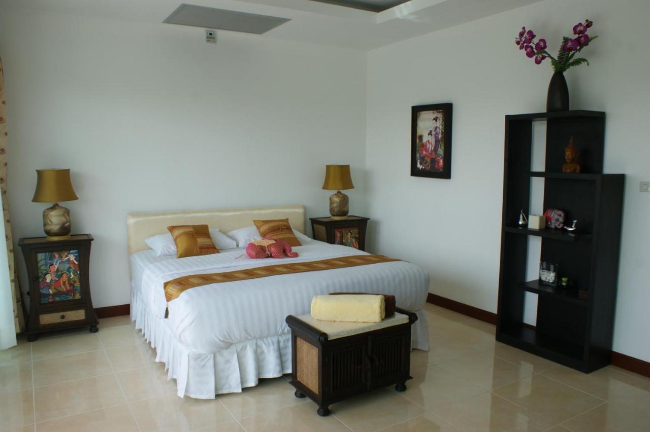 Orchid King Room with Pool View
