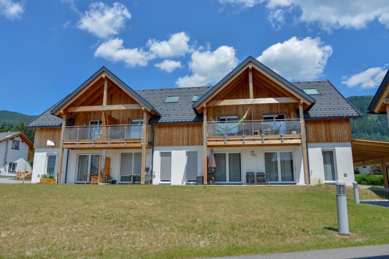 Alpine Chalet Pia Top 5 by AA Holiday Homes - Bed and Breakfast