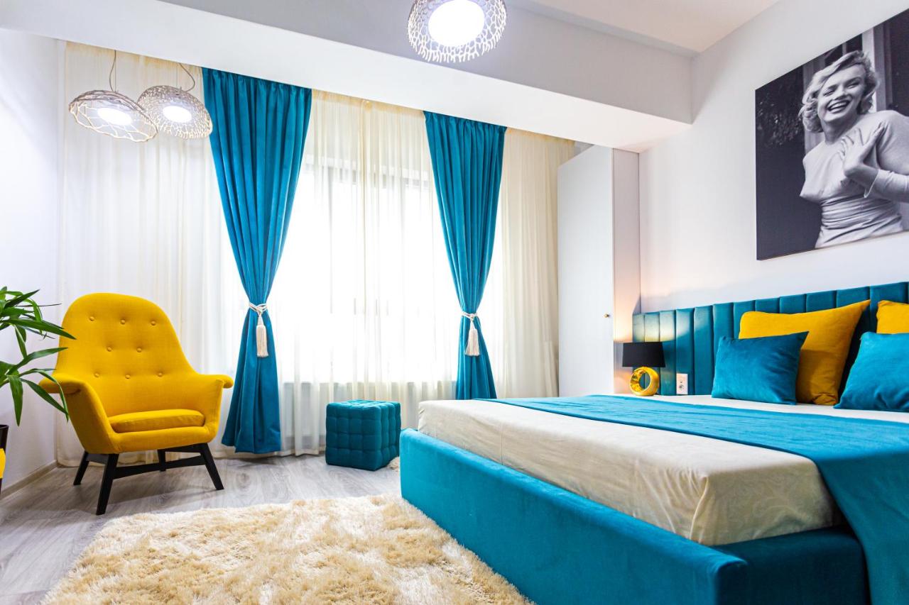 Unique Hotel Apartments Rond Vechi - B&B Iași