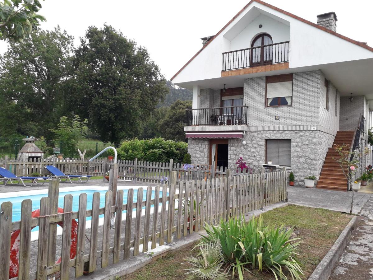 Apartamentos Los Frutales - B&B