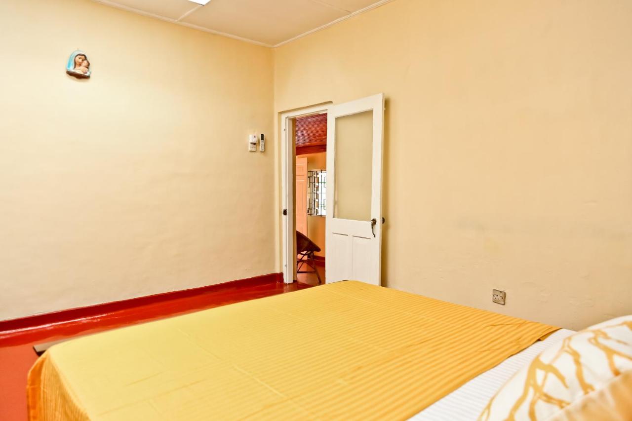 Double Room with Private External Bathroom