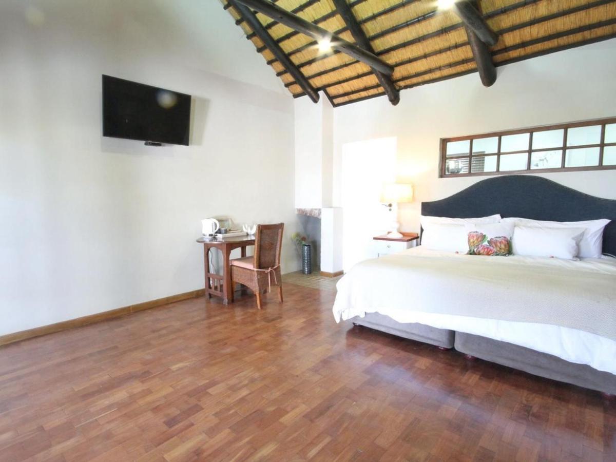 King Room with Garden Views
