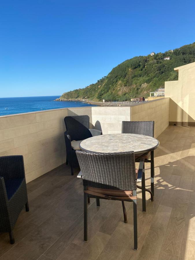 BrisasVTsansebastian In Zurriola Beach, Penthouse, sea views - B&B