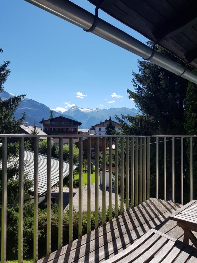 Grand Appartement 1 Chambre avec Balcon - Vue sur Montagne - Top 3