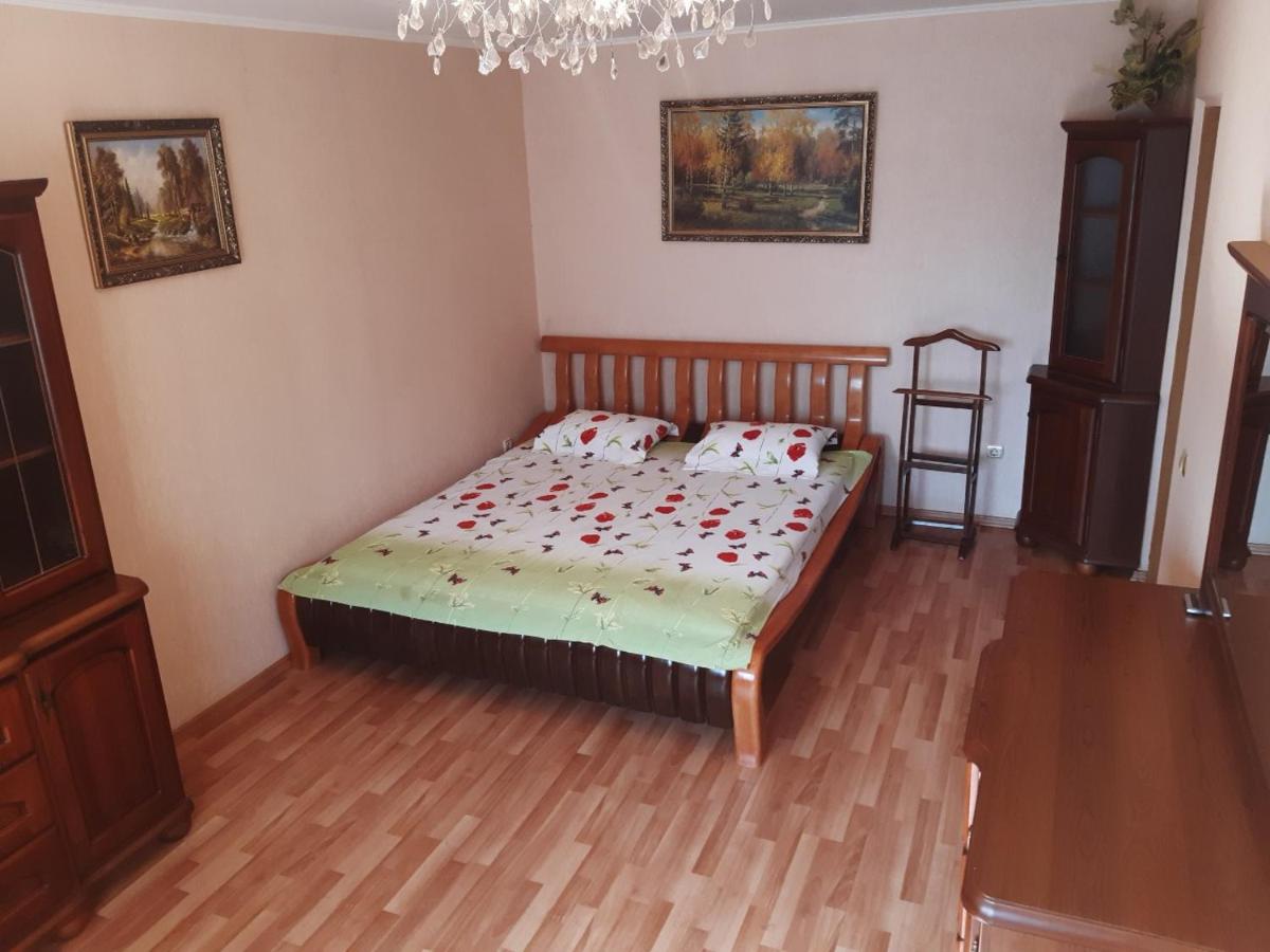 Apartment on Lyali Ratushnoy - B&B Vinniza
