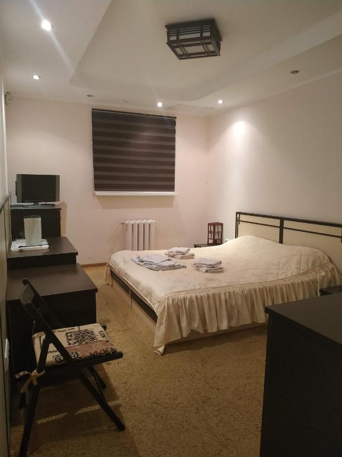 Mini-hotel Chabany Lake - Мини-отель у Озера Чабаны - B&B