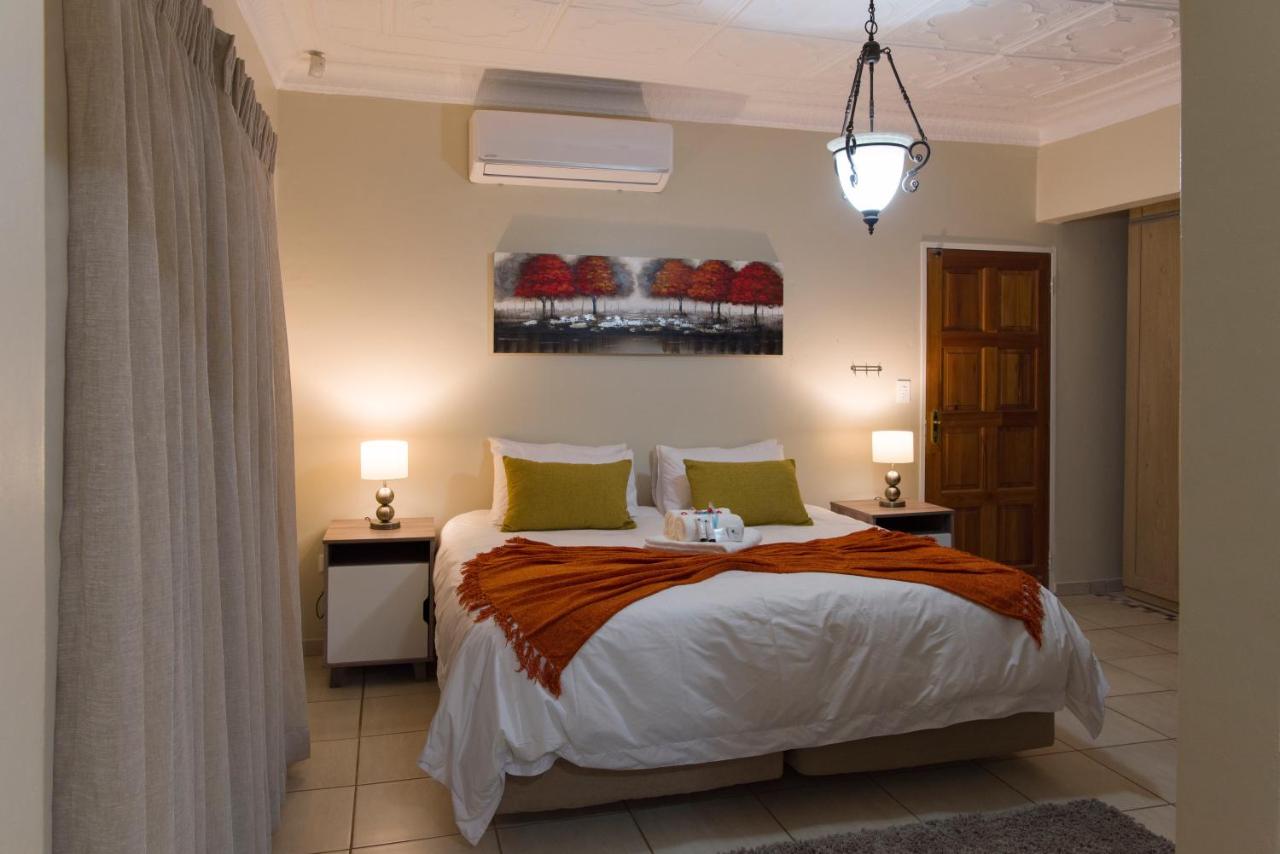 Deluxe Zimmer mit Kingsize-Bett