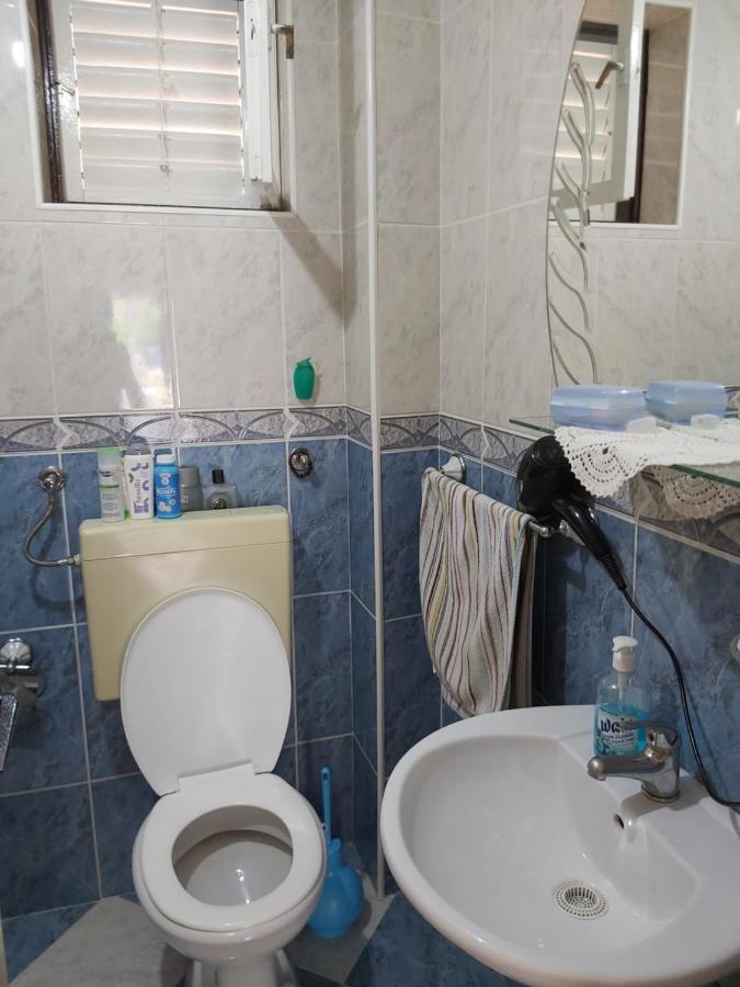 Chambre Double avec Balcon (3 Adultes)