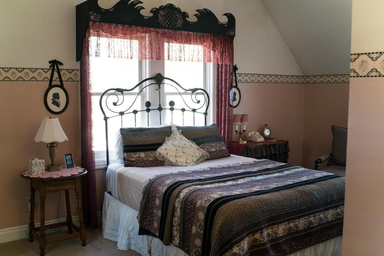Deluxe Double Room with Bath