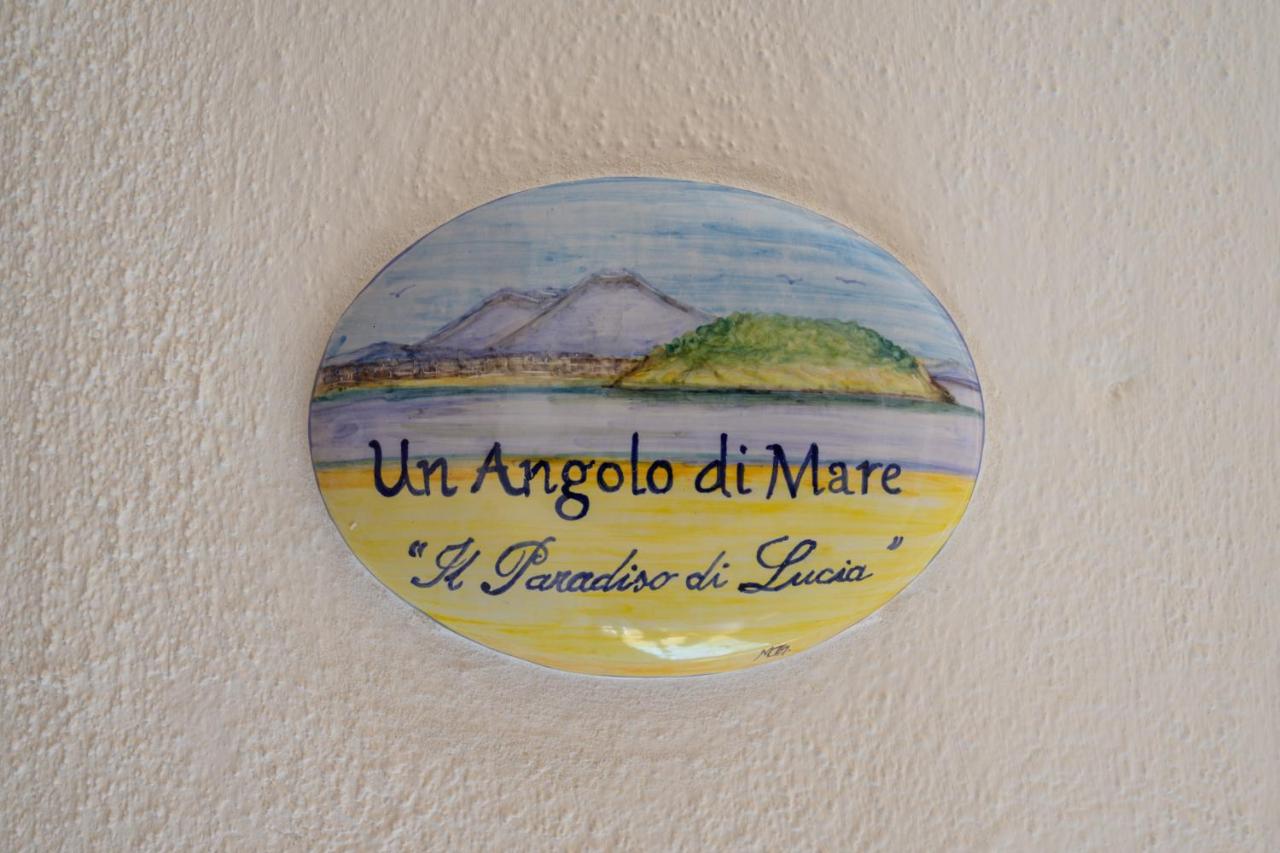 Un Angolo di Mare...nel centro di Ischia! - B&B