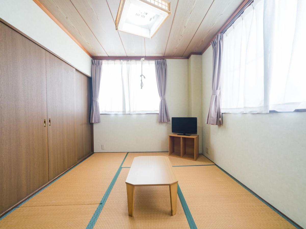 Habitación Doble de estilo japonés con baño compartido para no fumadores - 2 camas