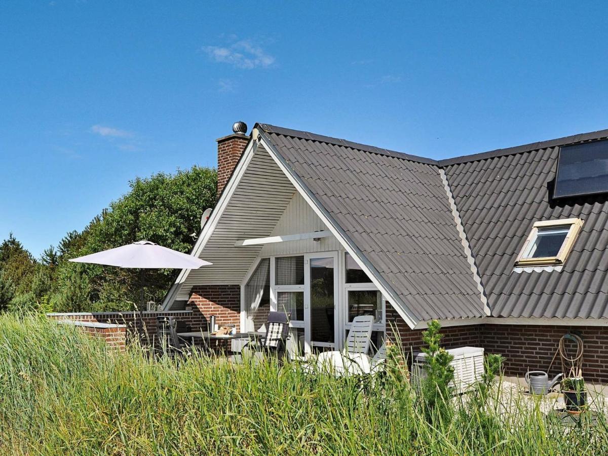 B&B Søndervig - 4 person holiday home in Ringk bing - Bed and Breakfast Søndervig