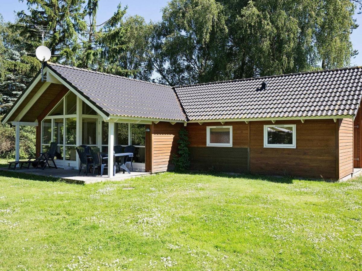 B&B Højby - Three-Bedroom Holiday home in Højby 1 - Bed and Breakfast Højby