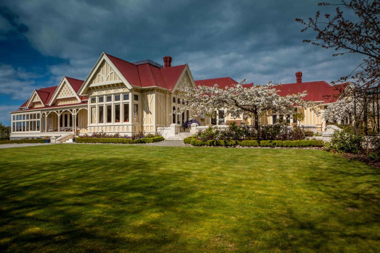 B&B Oamaru - Pen-y-bryn Lodge - Bed and Breakfast Oamaru