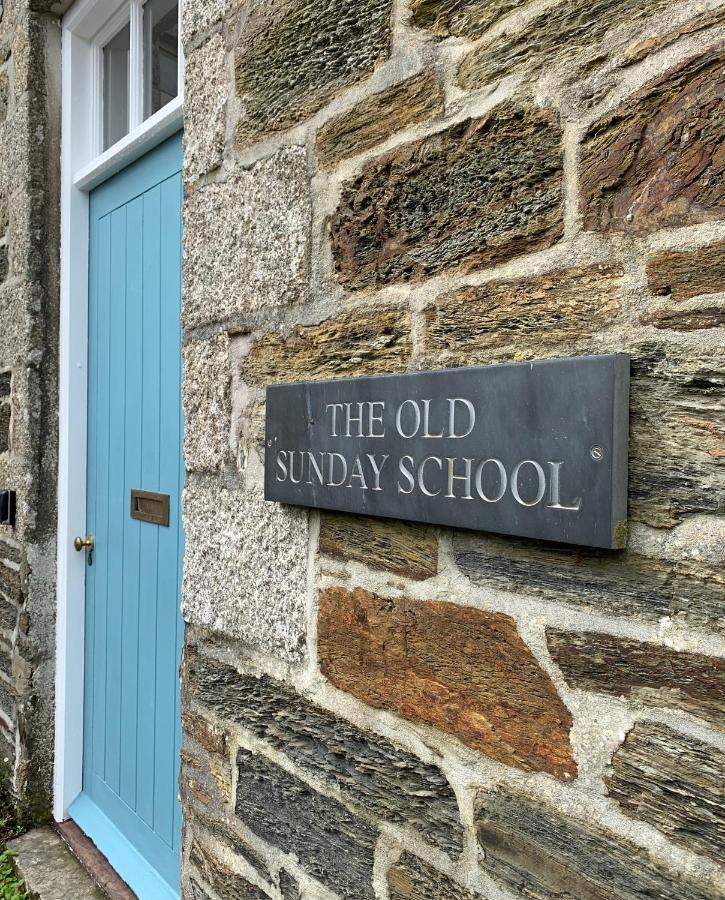 B&B Helston - The Old Sunday School - Bed and Breakfast Helston